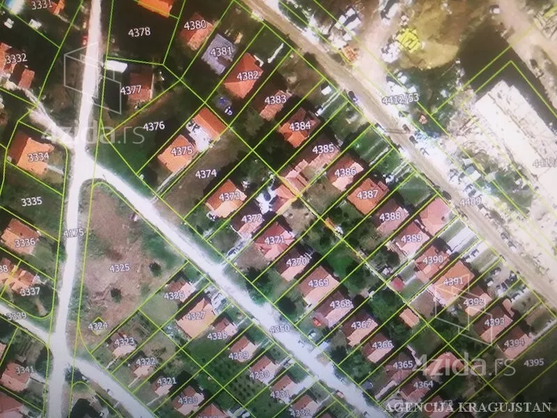 Građevinsko zemljište | 4zida