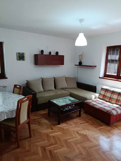 Omladinska Staza 11 | 4zida.rs