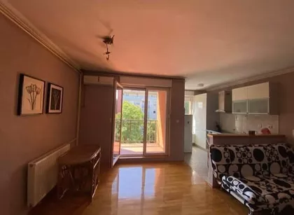 Karađorđeva | 4zida.rs