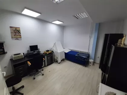 Karađorđeva 3 | 4zida.rs