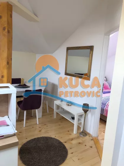 Vikend naselje | 4zida.rs