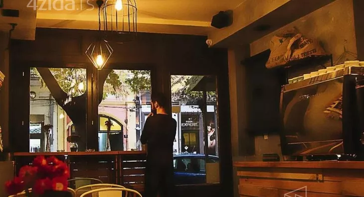 Ugostiteljski objekat | 4zida