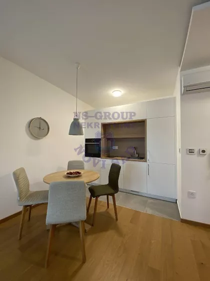 Laze Nančića | 4zida.rs