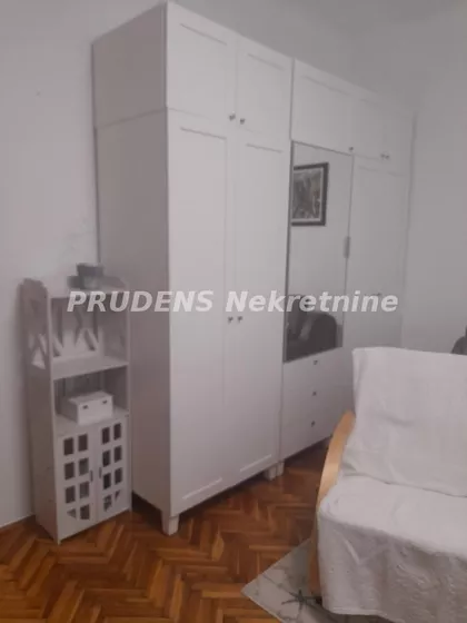 Tošin Bunar | 4zida.rs
