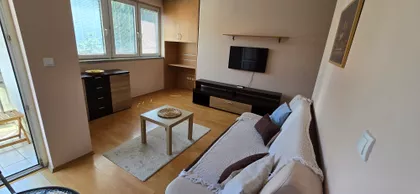 Dušana Radovića 8 | 4zida.rs