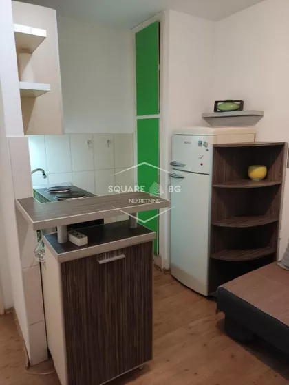 Studentska | 4zida.rs