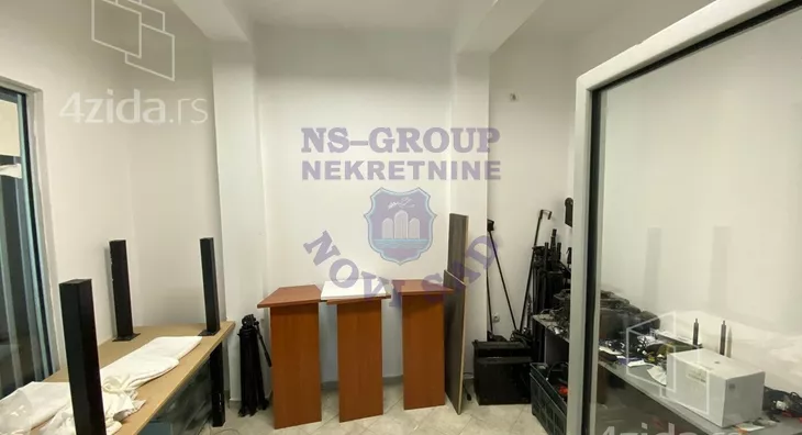 Poslovni prostor | 4zida