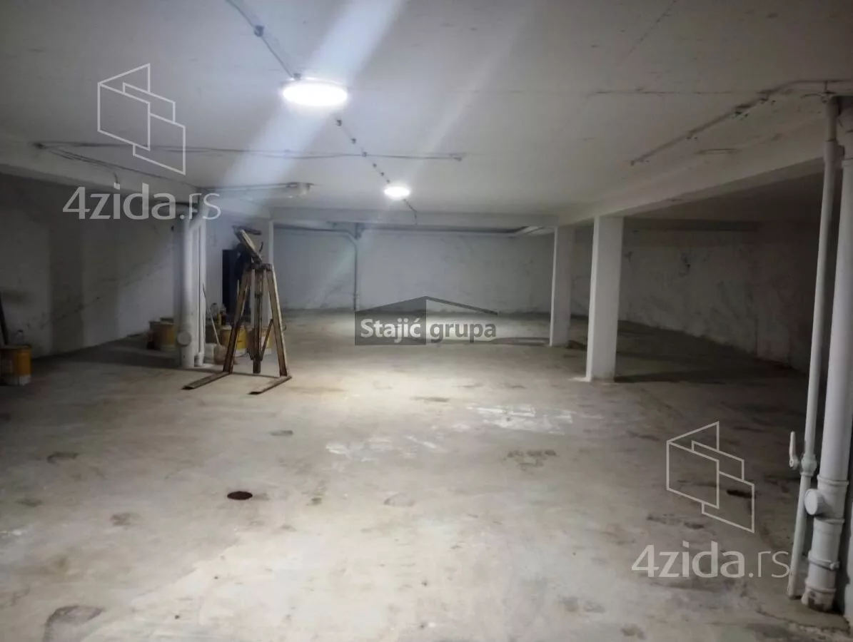 Garaža | 4zida