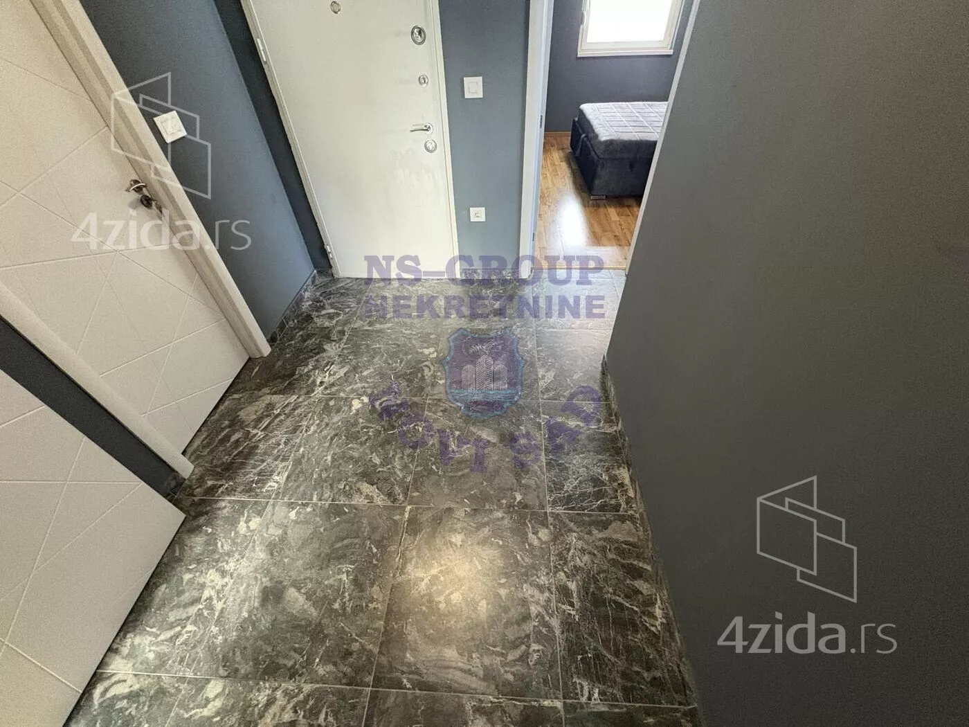 Troiposoban stan | 4zida