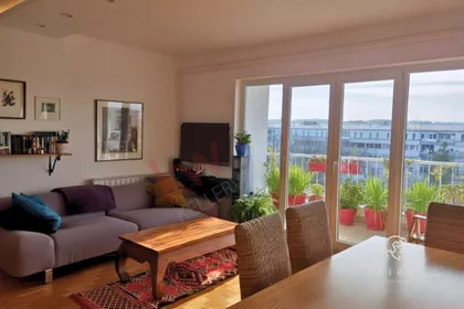 Ustanička | 4zida.rs