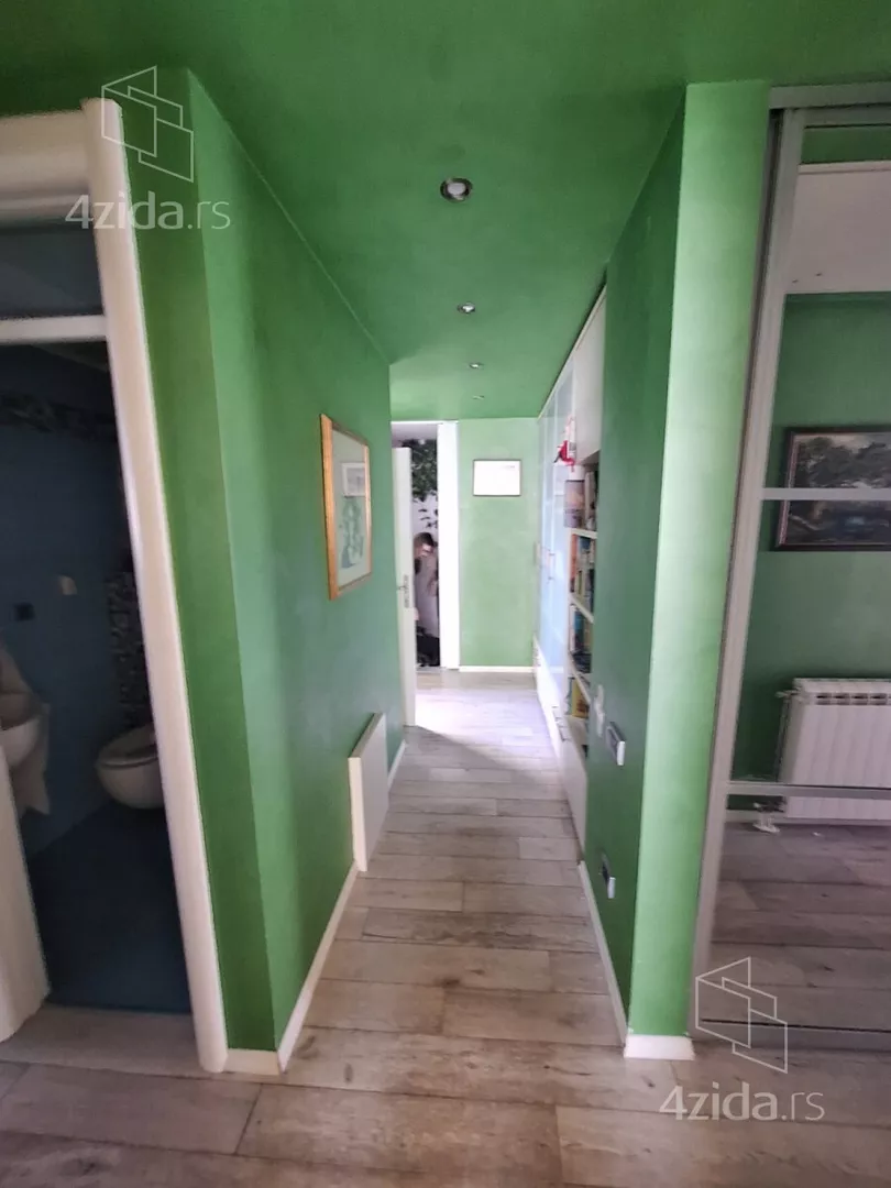 Petosoban stan | 4zida