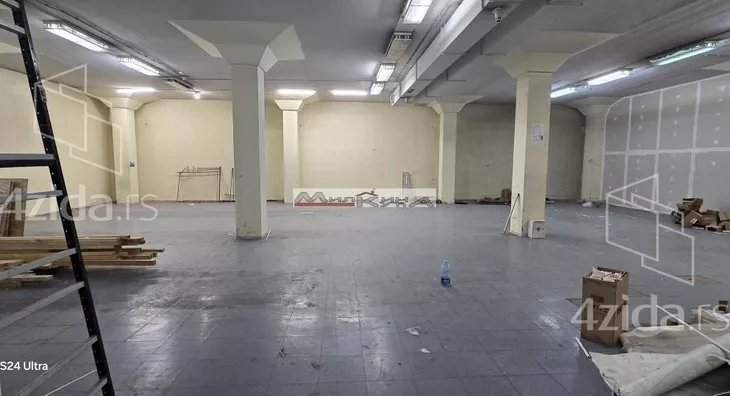 Poslovni prostor | 4zida