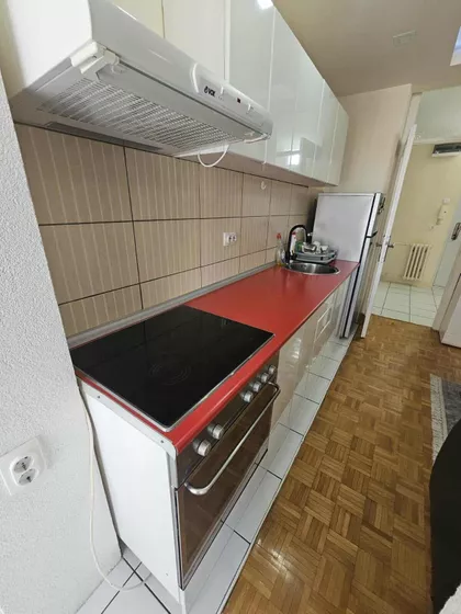 Bulevar Cara Lazara | 4zida.rs