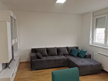 Cara Dušana | 4zida.rs