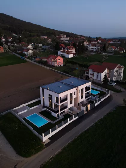 Braće Stošić 27 | 4zida.rs