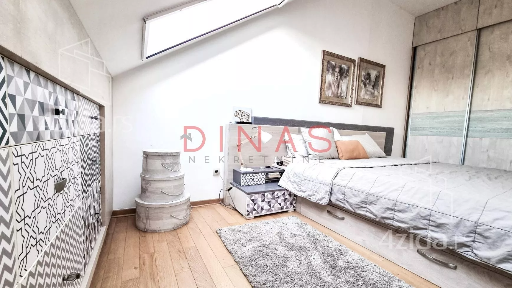 Petosoban stan | 4zida