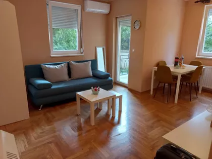 Mitrovo Brdo | 4zida.rs