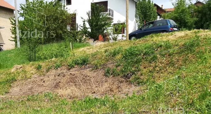 Plac | 4zida