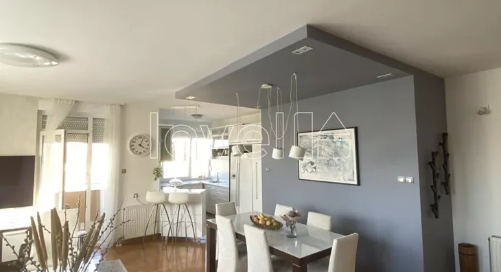 Šestosoban stan | 4zida