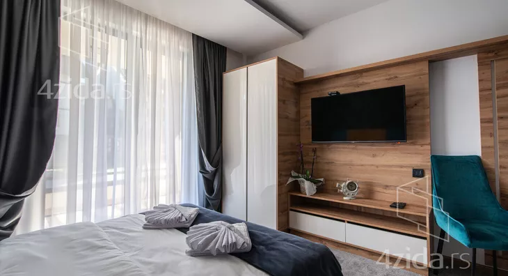 Turistički objekat | 4zida