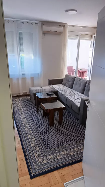 Romanijska | 4zida.rs