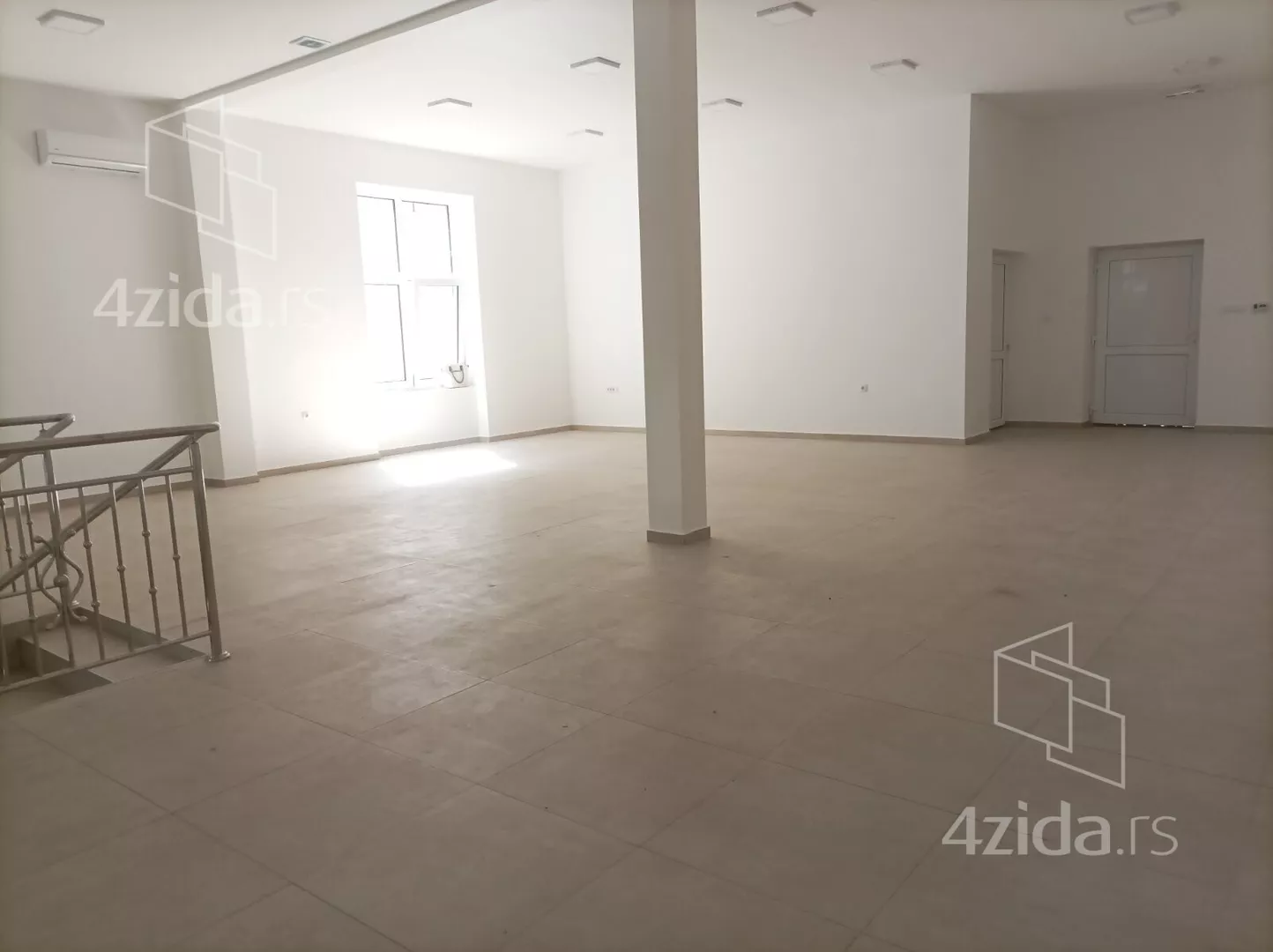 Poslovni prostor | 4zida