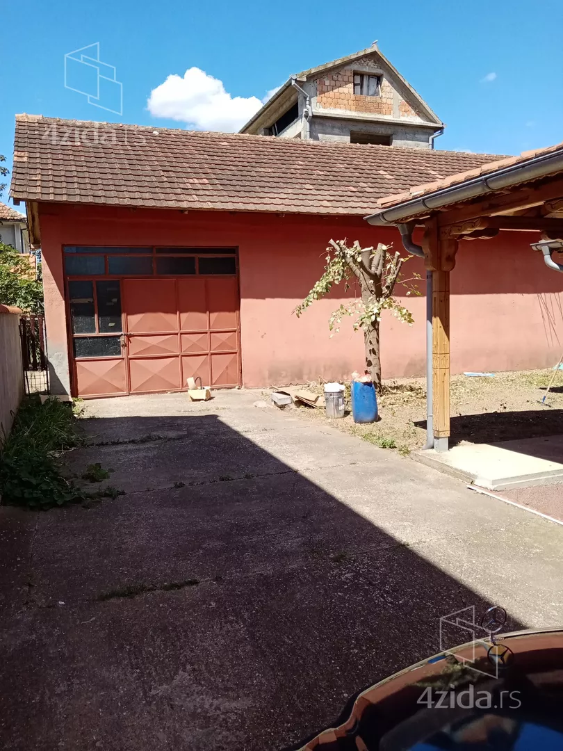 3-etažna kuća | 4zida