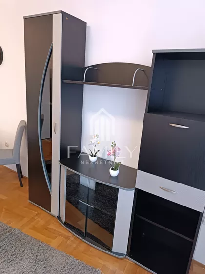 Rotkvarija | 4zida.rs