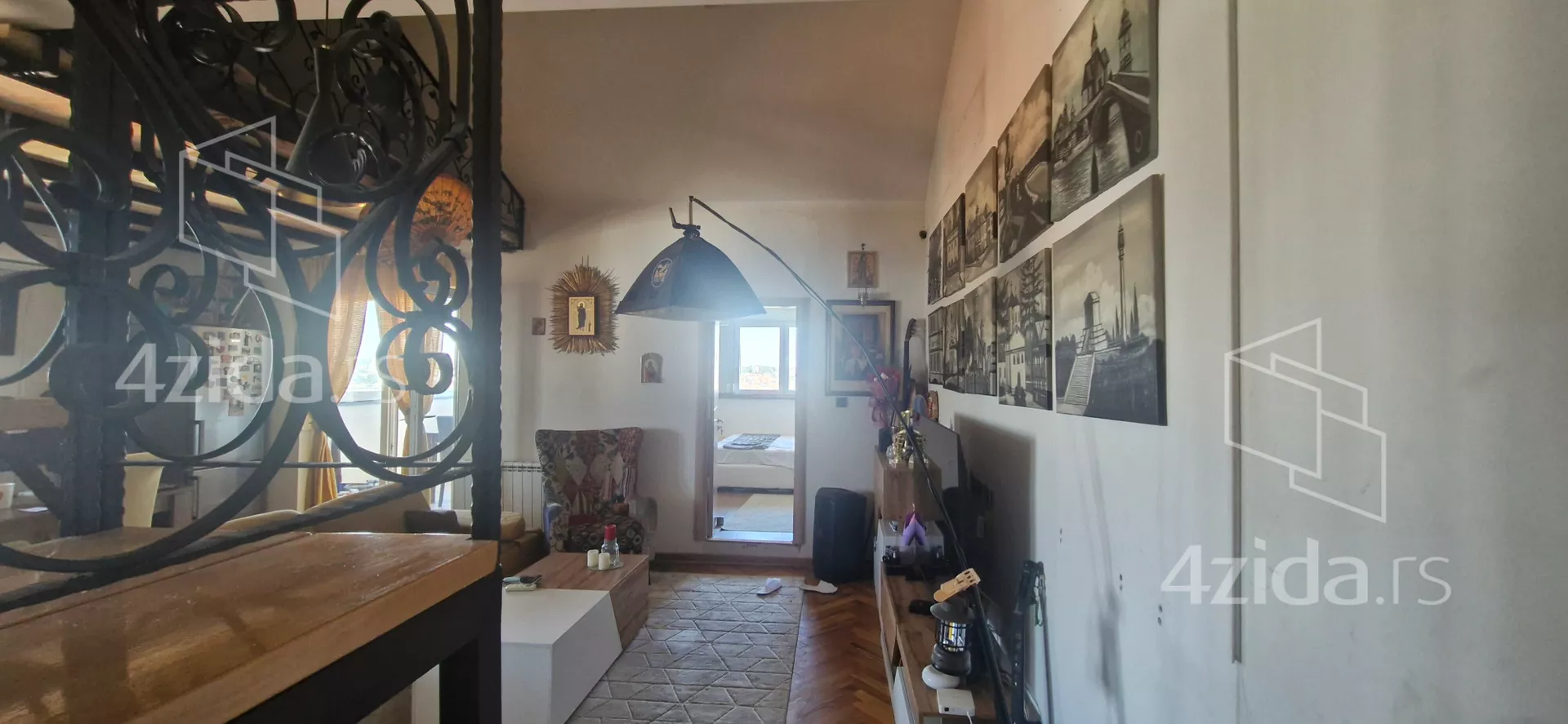 Troiposoban stan | 4zida