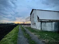 Radiofar, Surčin opština, Beograd | 4zida.rs