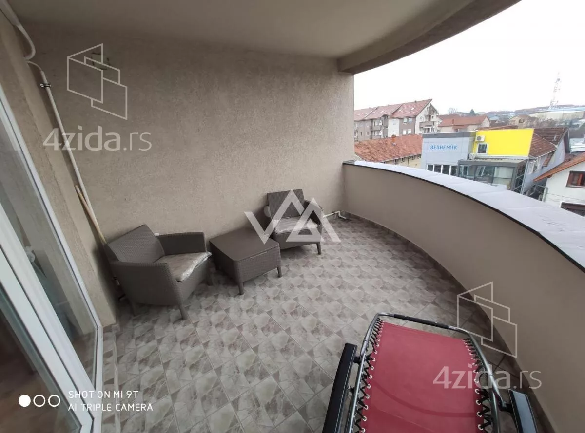 Dvoiposoban stan | 4zida