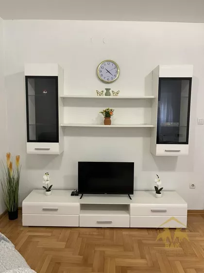 Jugovićevo | 4zida.rs