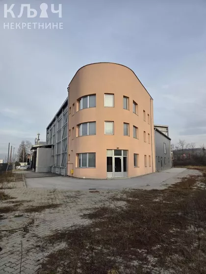 Industrijska Zona | 4zida.rs