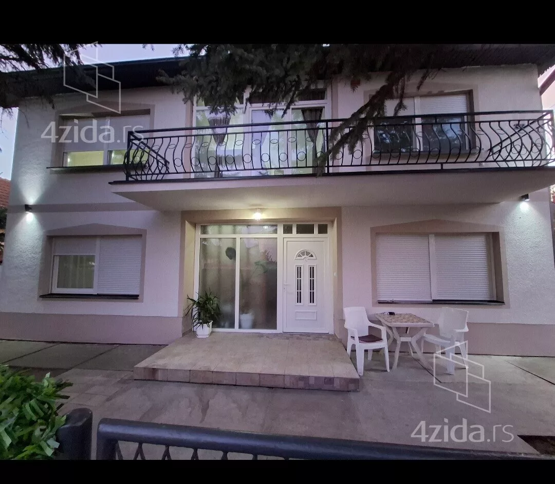 3-etažna kuća | 4zida