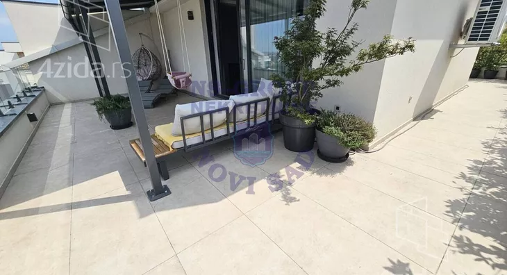 Petosoban stan | 4zida