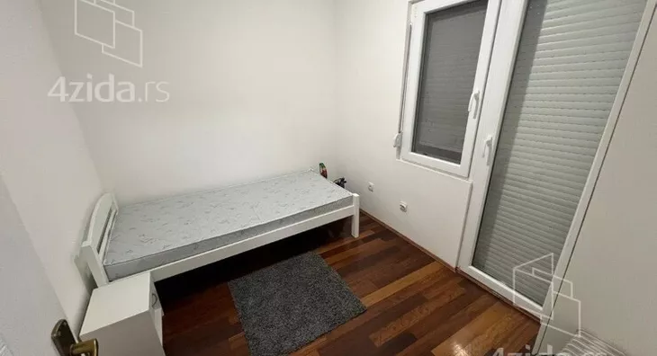 4-etažna kuća | 4zida