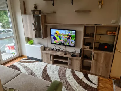 Marije Bursać 25 | 4zida.rs