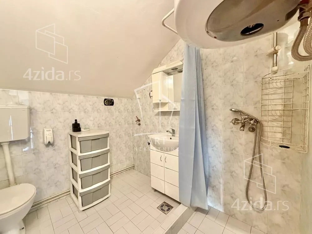 4-etažna kuća | 4zida