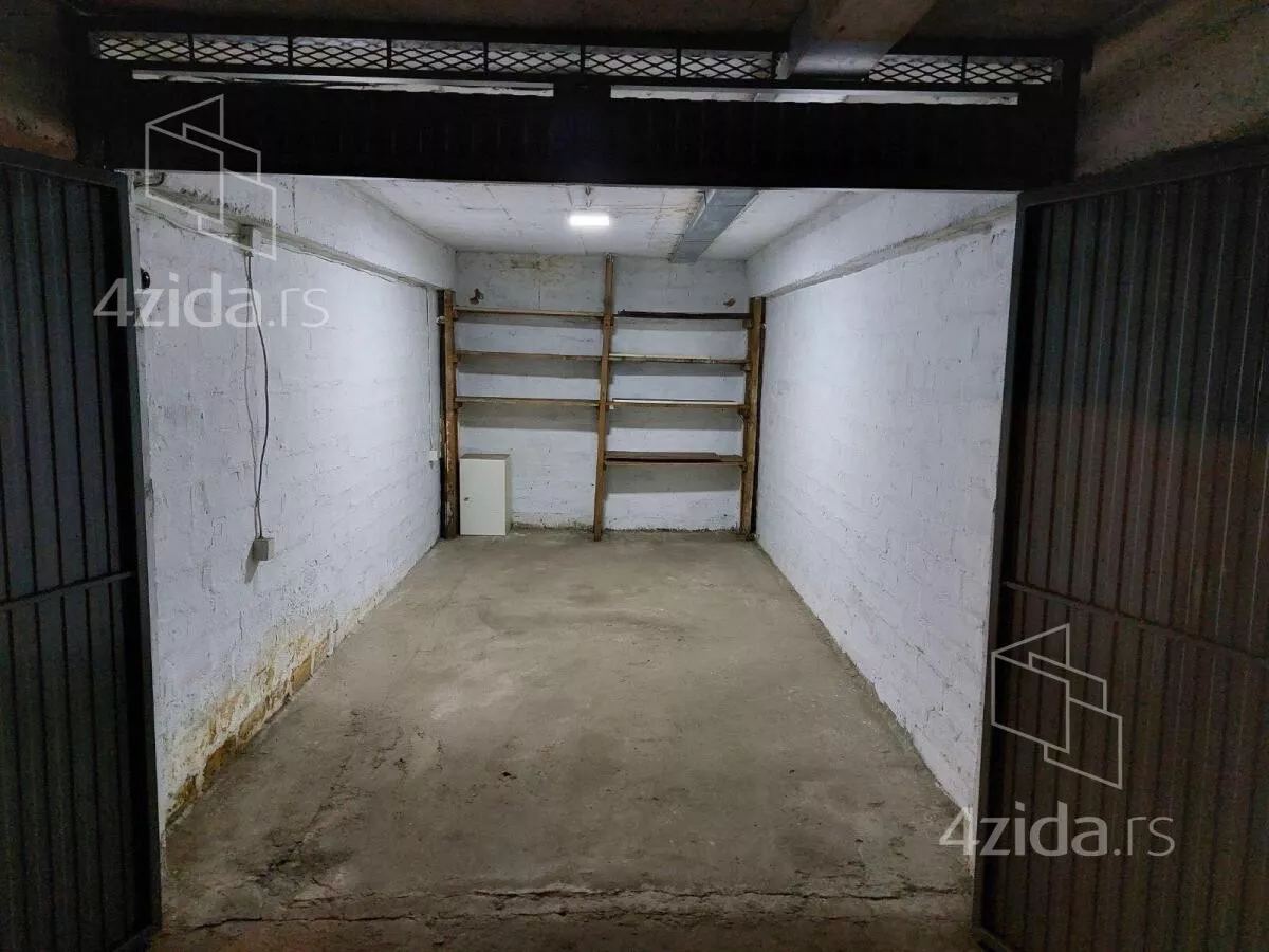 Garaža/Parking | 4zida