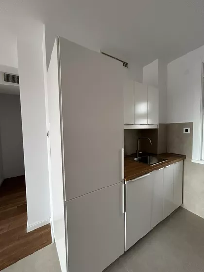 Nikolaja Hartviga | 4zida.rs