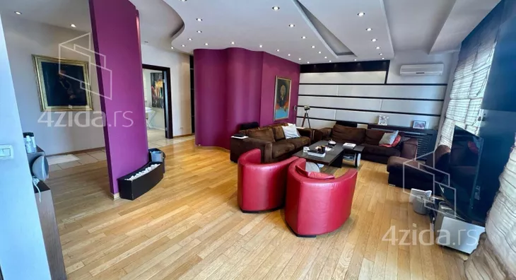 Petoiposoban stan | 4zida