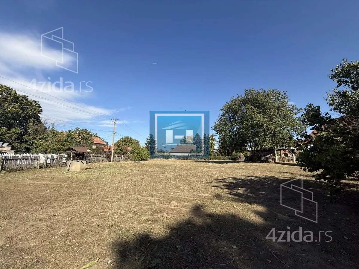 Plac | 4zida