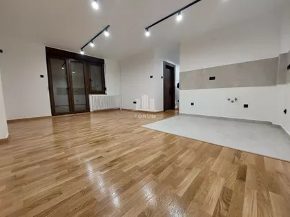 Novo Naselje | 4zida.rs