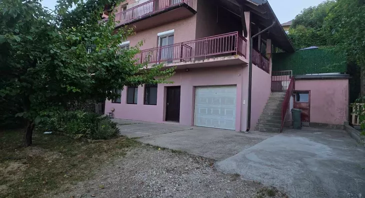 3-etažna kuća | 4zida