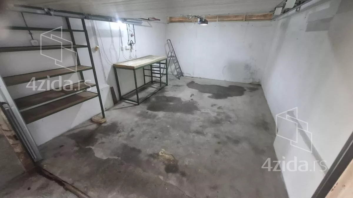 Garaža/Parking | 4zida