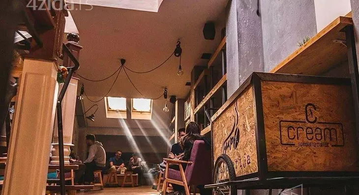 Ugostiteljski objekat | 4zida