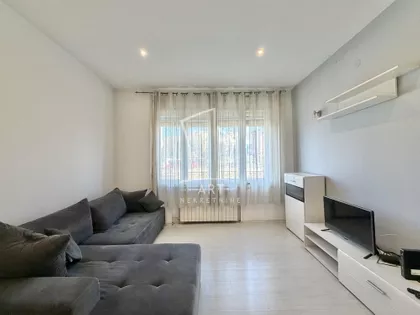 Crnogorska | 4zida.rs