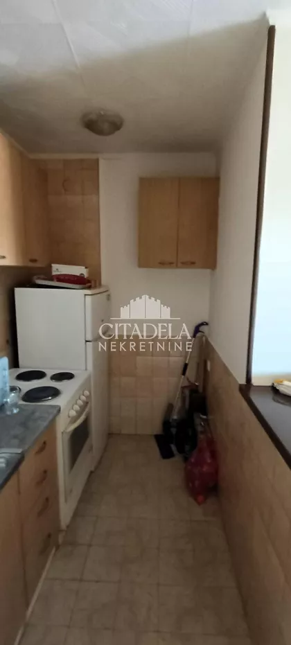 Crveno Barjače | 4zida.rs