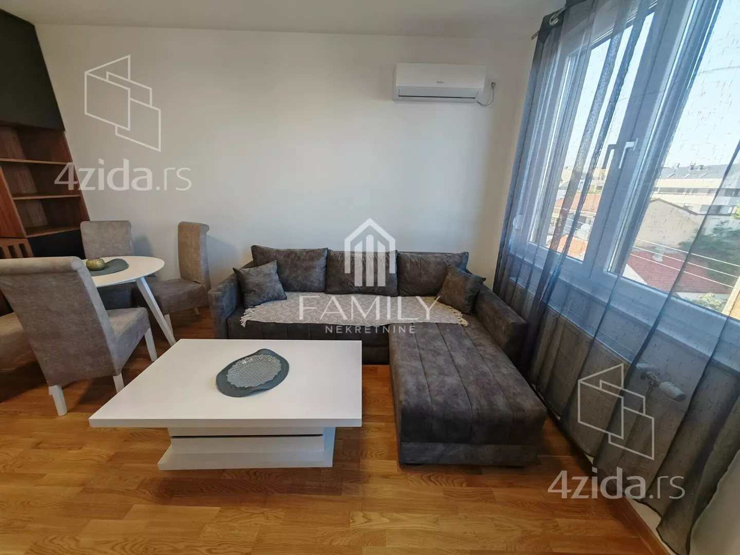 Jednoiposoban stan | 4zida