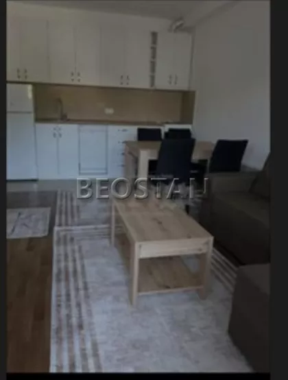 Vojvođanska | 4zida.rs